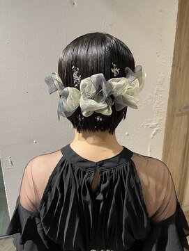シェリ(Cheri) ショートボブリボンアレンジ.