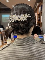 【徳岡】ヘアセット　ヘアアレンジ　モードヘア　タイトヘア
