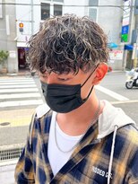 エルマーク 大宮(L-MARK)&nbsp;波巻きパーマ/スパイラルパーマ/メンズ/眉毛/短髪/サーフカール