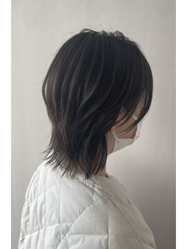 コレロ ヘアー(KORERO hair) ミディアムウルフ