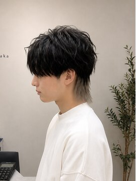 ユニ 江坂(Uni.) マッシュウルフ　ウルフカット　襟足カラー