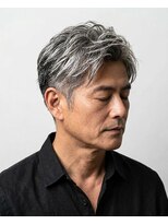 ジェットブラックキューサンロク(JET BLACK 936)&nbsp;白髪が武器になる。大人の艶シルバーメッシュ　50代