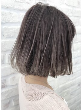 ユナイテッドビューティー 金沢(UNITED BEAUTY) ボブ、ハイライト