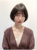 大人ガーリーなオン眉ショート　オン眉ボブ