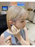 ベージュブロンド