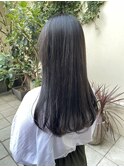 ナチュラルストレート×ダークカラー