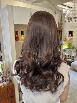 フレイストート(Frais Tout) 柔らかベージュ　髪質改善　韓国風　オージュア　ヘッドスパ