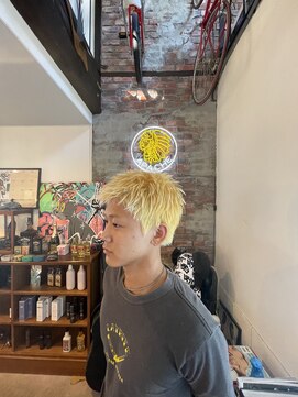 アパッシュ 大町店(Apache) ノンフェードスパイキーゴールド