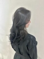 アクション 心斎橋店(ACTION)&nbsp;20代30代レイヤーカット　ブリーチ無しブルーカラー　顔まわり