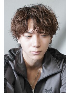 アドール(ADOR) 【ADOR＊小木曽ヒロ】佐藤健風スパイラルパーマ