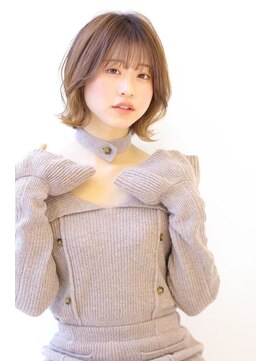 オーロ 塚口店(ORO) デザインカラー外ハネミニボブ