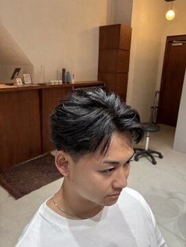 ミオ リベル(Mio'' LIBER) フェザーショート