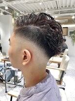 ゼストララ(ZEST Lara)&nbsp;【YUICHI】スキンフェード×プードルパーマ【吉祥寺】