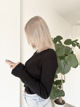 リアン バイ ヘアー(Lien by hair) ホワイトベージュ