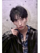 クロムトウキョウ ザ バーバー ネオン 新宿店(CHROM TOKYO the Barber ne/on) シースルーマッシュ×フェザーパーマ