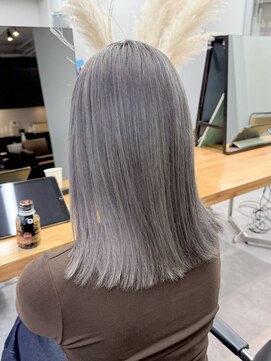 ヴェルダ 池袋店(verda) ブリーチ2回 シルバーグレージュ