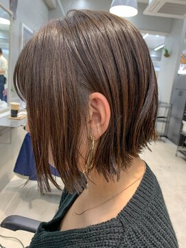 テトヘアー(teto hair) 前下がりボブ、外はねボブ、グレージュ、フレンチボブ