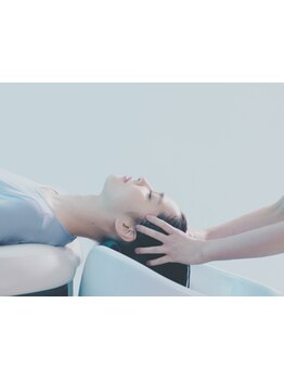 検定保持者のスパニスト在籍★頭皮や髪のお悩みも気軽に相談できる◎至福の時間を…♪<Aujuaスパ￥8415～>