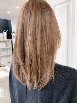 キャアリー(Caary) 福山市美容院　人気　小顔補正立体カット caaryベージュカラー