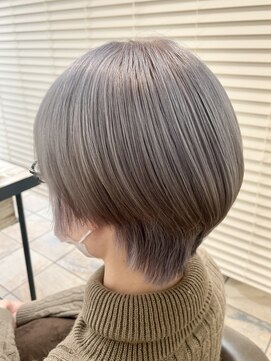 ネオリーブアオバ 高田馬場店(Neolive aoba) シルバーカラー/ブリーチ３回
