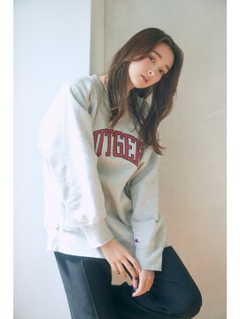 リトル ポルト 三宮(little×PORTO) センターパートがマッチ！ナチュラルロング