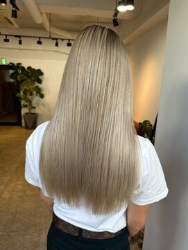 メリー オオサカ(Merly Osaka) white beige