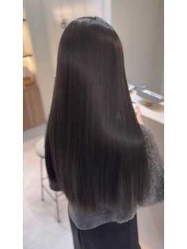 ジーナ 博多筑紫口(Zina) 【輝士】ミルクティーベージュ×髪質改善トリートメント