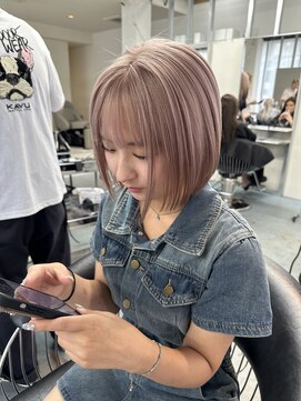 ベル(BEL) 【木下限定】10、20代◎ショートボブ×ピンクベージュ