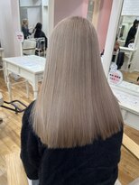 ラナンバイシダ(ranan by sida)&nbsp;【京都河原町】[木下]ホワイトミルクティーベージュ！