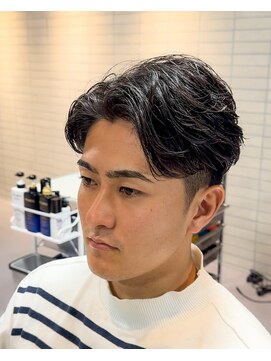 ツーブロフェザーショート