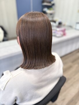 アトレ(attrait) 切りっぱなし外ハネボブ☆@attrait_total_beauty