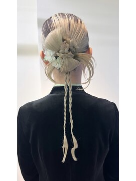 エラ(Ella) 韓国風カチモリヘア