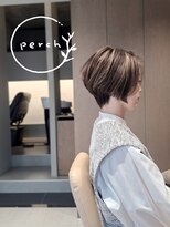 パーチ(perch) 上品ハイライト×前下りショートスタイル