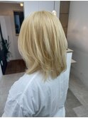 レイヤーカットブリーチダブルカラーオージュアトリートメント