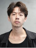 メンズセンターパート七三分けパートニュアンスパーマ刈り上げ