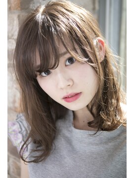 エムプラス センター北(M.plus) ツヤベージュカラーでやわらかボブディー