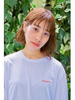 スリーヌーン(THREE noon)&nbsp;外ハネミディアム×オレンジベージュ