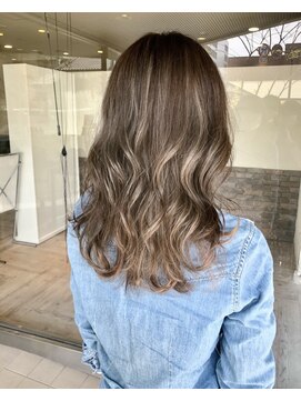 ヘアメイク シュシュ(Hair make chou chou) オリーブグレージュ