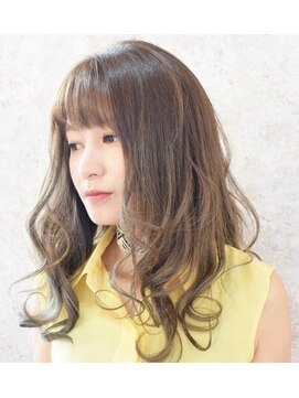 エアープロデュース(AIRE produce) 夏感溢れるロングヘア