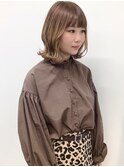 ライトベージュグラデーション