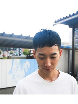 ヘアデザインサロン246 メンズカットフェードスタイル