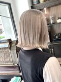 ミルクティーベージュ