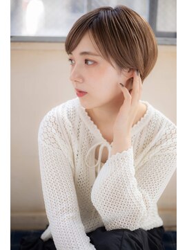 ハイル(Heil) 【Heil】 耳かけショート/マッシュショート/くすみカラー/透明感