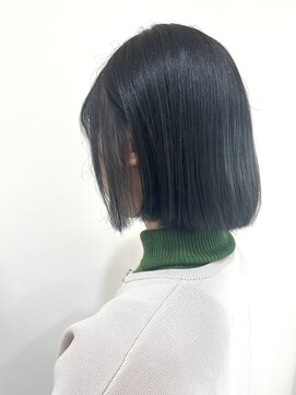 ヒビカ(HIBIKA) ツヤっと丸みボブ♪
