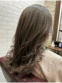 デザインカラー／レイヤーカット/ウエットヘア/オリーブベージュ