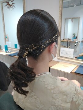 ヘアーリゾート モアナ(hair Resort moana) ☆タイトポニー☆