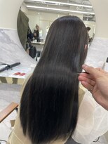 シェノン サントル(CHAINON CENTRE)&nbsp;レイヤーカット/デザインカラー/オリーブベージュ/ウェットヘア