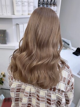 ベレーザ 渋谷(BELEZA) 6957グレーベージュシルキーベージュ艶髪オンブレワンホンヘア