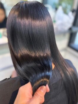 ヘアーリビング 730 宜野湾の写真/【沖縄初導入Trが話題】カラー後/紫外線によるダメージも改善♪沖縄県民髪質相性抜群◎TR!是非お楽しみに♪