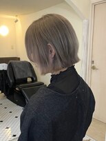 シュシュ(chouchou)&nbsp;外ハネくびれヘア/グレージュ